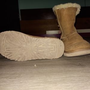 Bailey bow Uggs